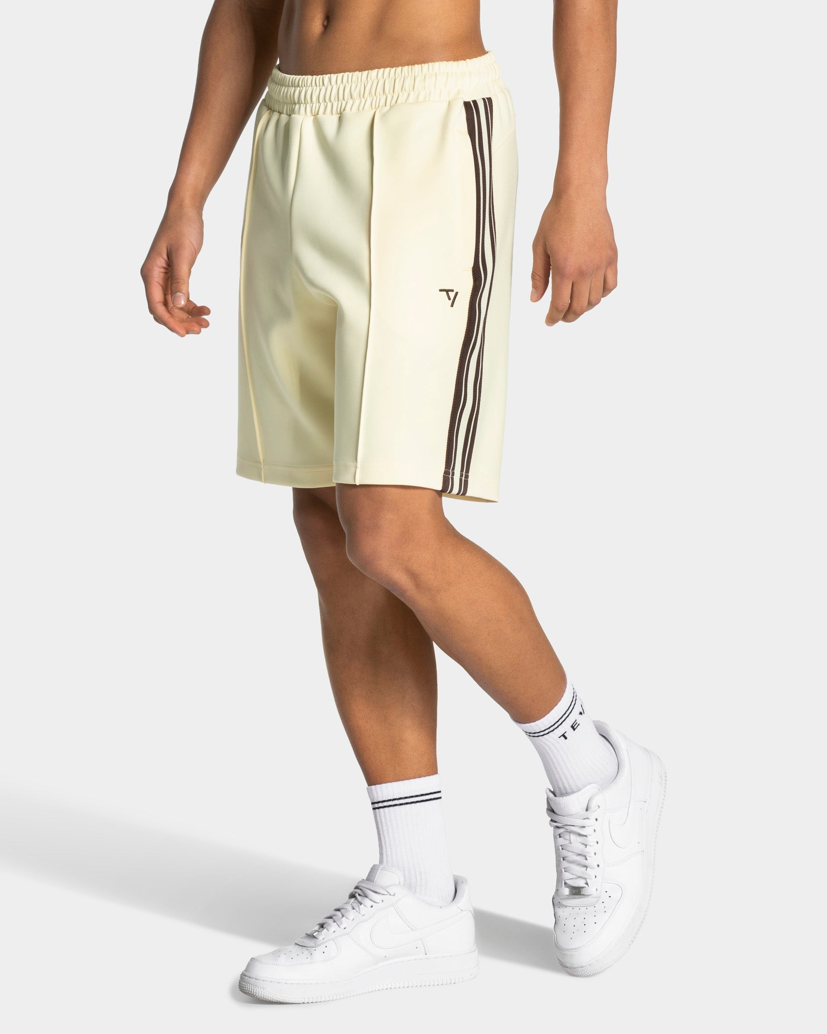 Club Shorts "Butter Yellow"