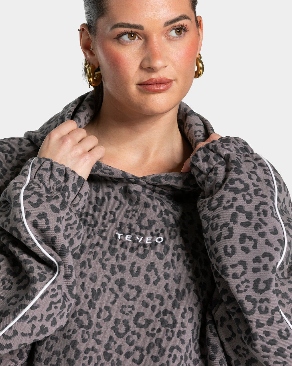 Contrastline Hooded Sweater "Leo Graphit"