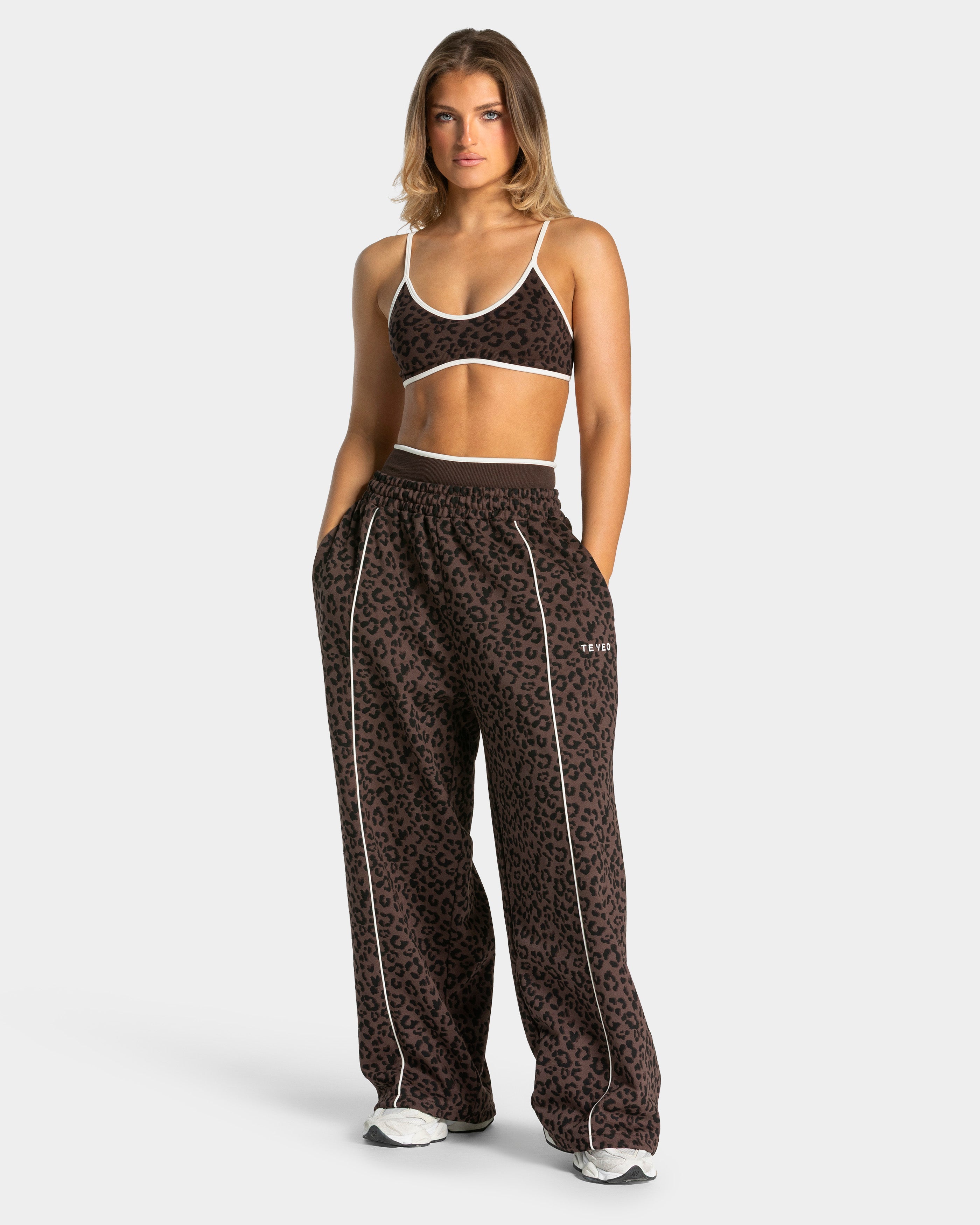 Pantalon de jogging Wide Leg Contrastline « léopard Espresso »