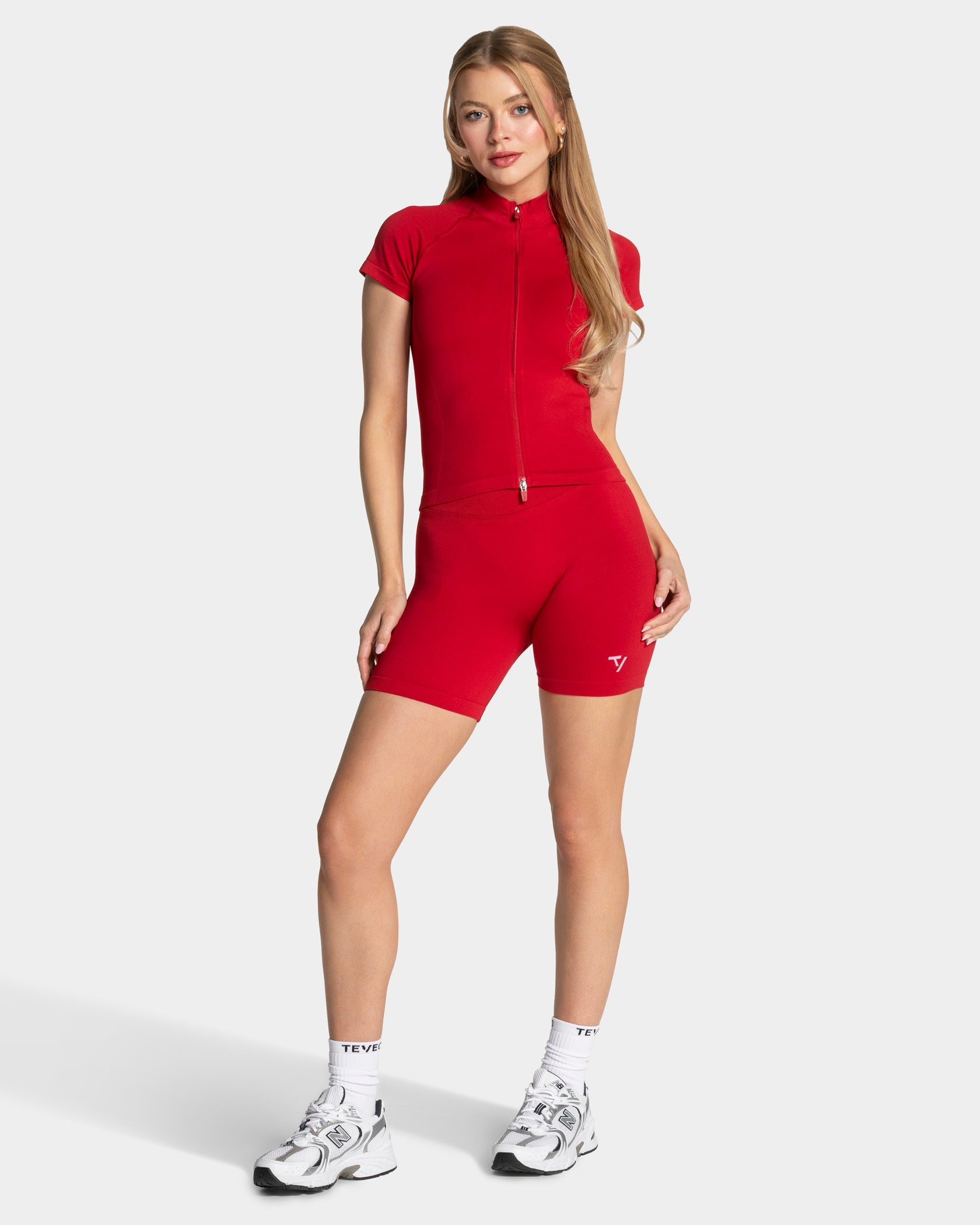 Haut à manches courtes zippé Lift "Chili"