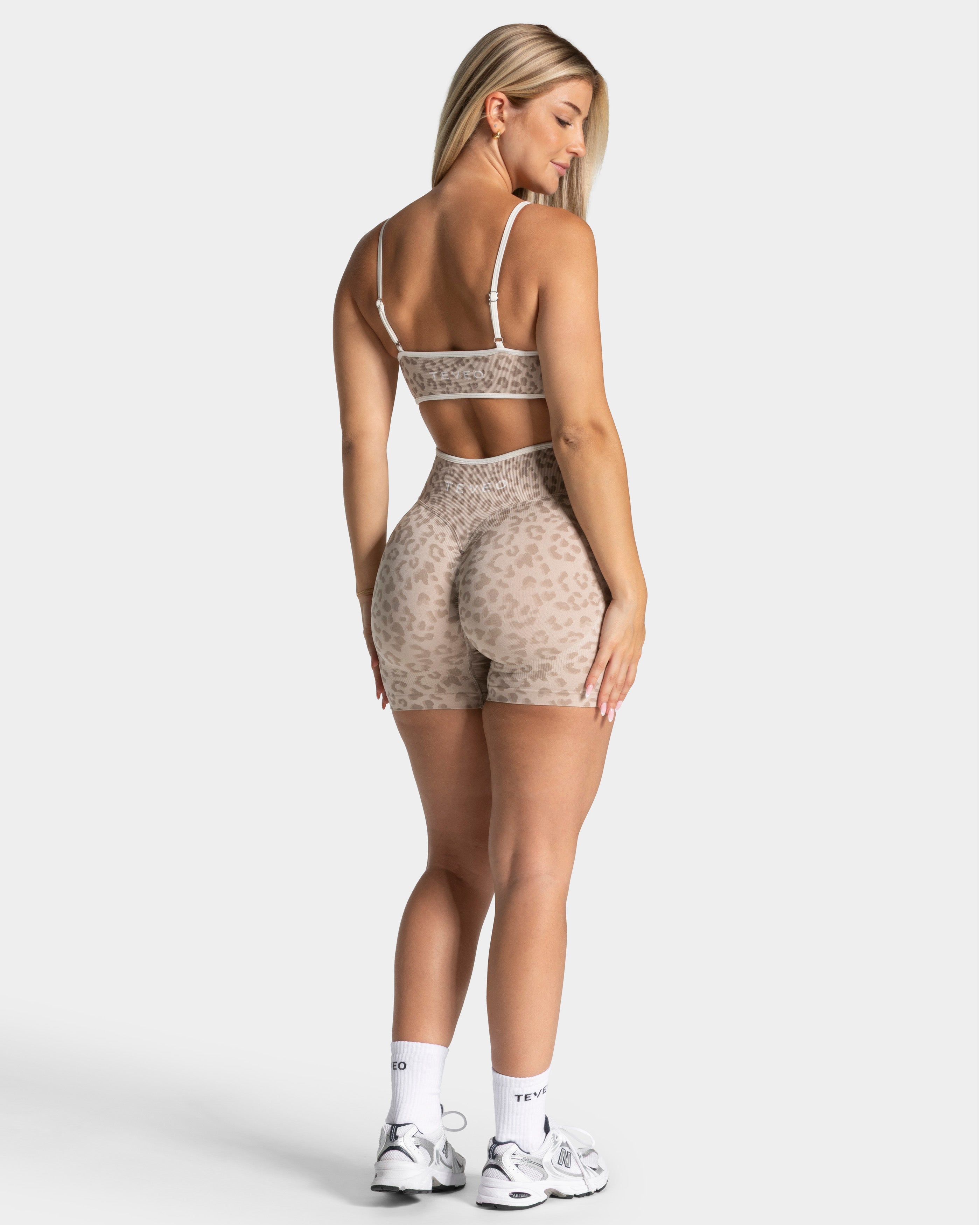 Short Sculpt scrunch Contrastline « léopard Cream »